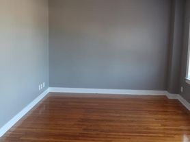 3115 W Foster Ave, Chicago, IL