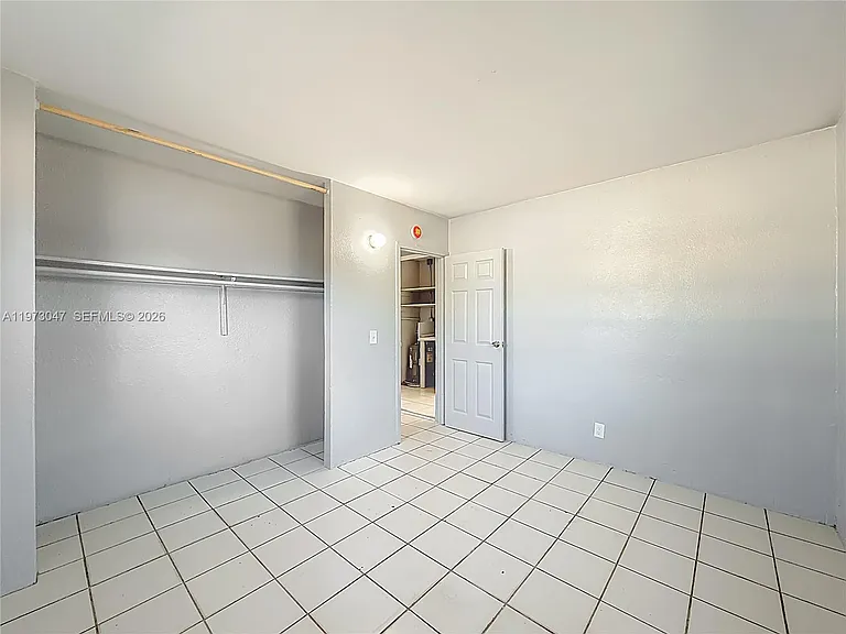 2408 NW 8th St — Photo 14
