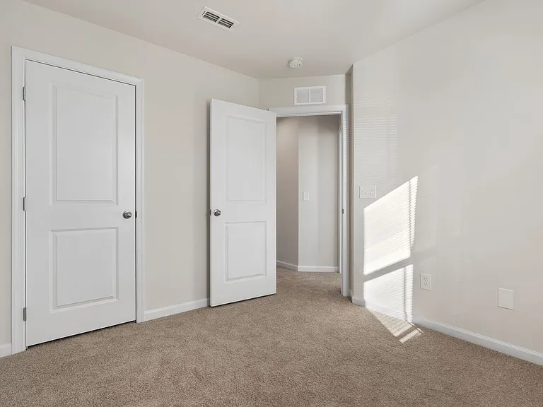 109 Brooklane Ct — Photo 23