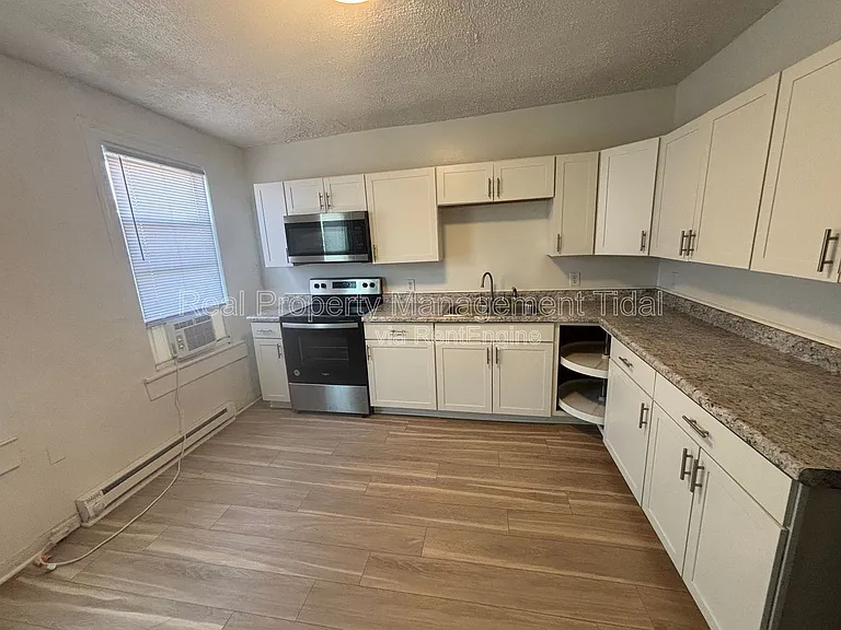 821 Mount Vernon Ave #A — Photo 8