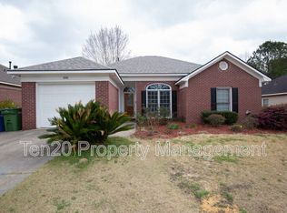 6040 N Pointe Dr, Columbus, GA 31909