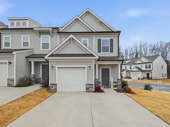 17 Saltford Ln, Greensboro, NC