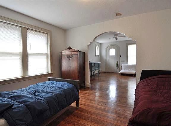 3rd image of 6509 Hoffman Ave