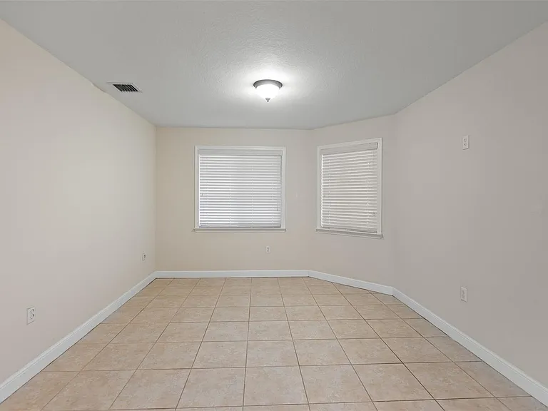 6094 Live Oak Ct #B — Photo 38