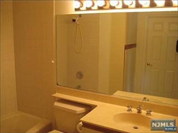 5th image of 651 Jacey Dr #4325