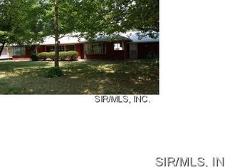 619 West Broadway, Trenton, IL