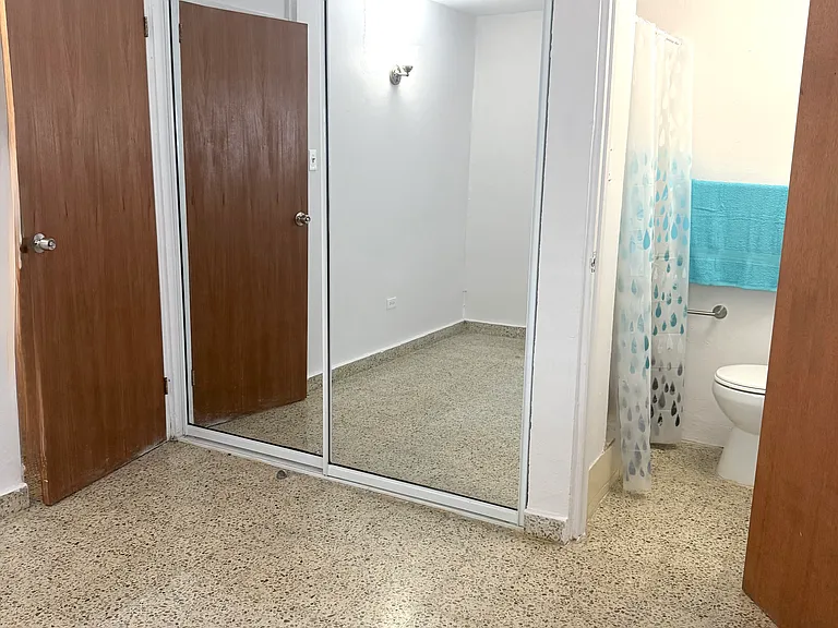 G41 Calle Capitan Correa Urb Reparto Flamingo — Photo 20