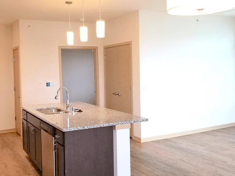 The Madisonian Senior Apartments — Photo 14