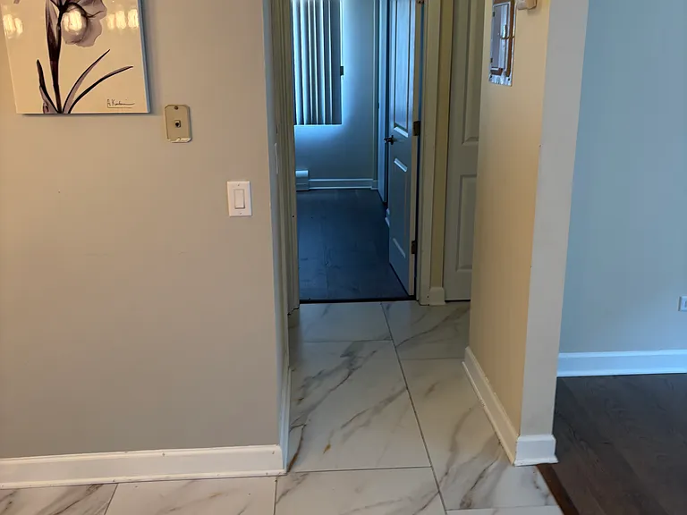 1370 E Washington St #2SE — Photo 11