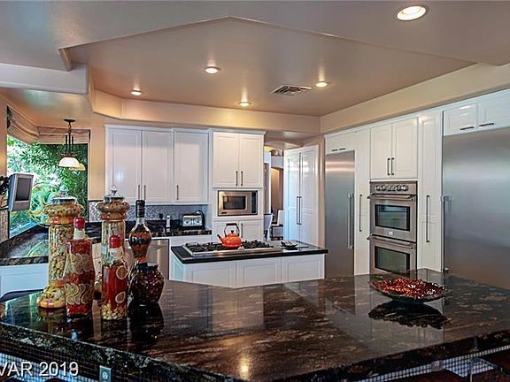 5th image of 9900 Cozy Glen Cir
