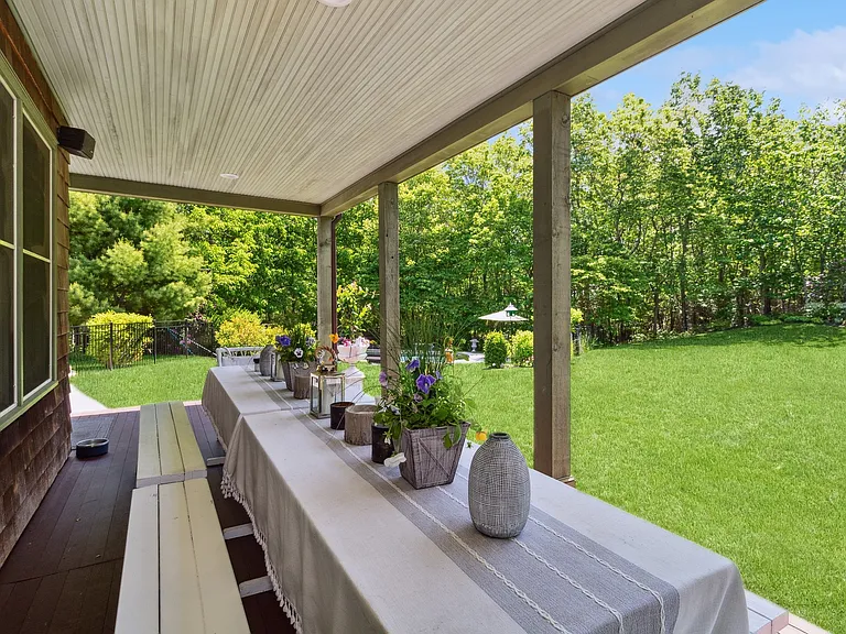 342 Old Sag Harbor Rd — Photo 30