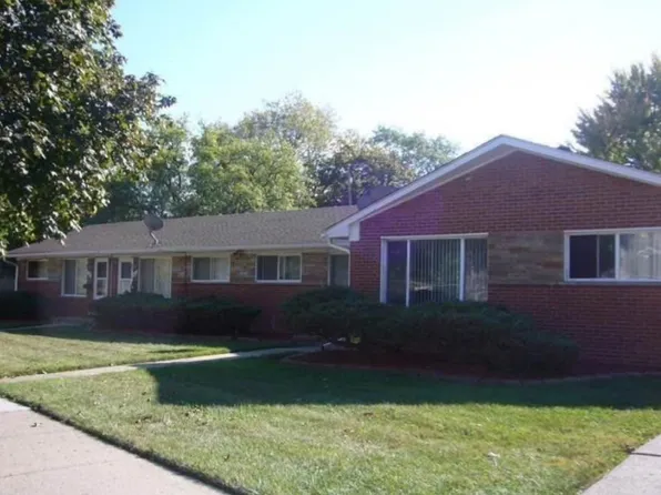 1105 Montie Rd, Lincoln Park, MI 48146