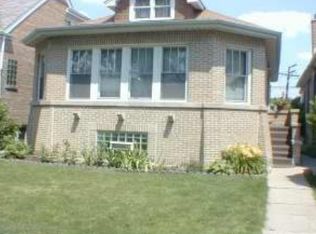 5948 W Roscoe St, Chicago, IL 60634