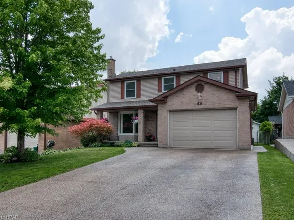 48 Goundry Cres, Kitchener, ON N2E 2X2