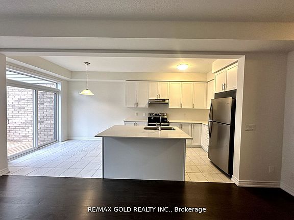 2nd image of 147 Broadacre Dr