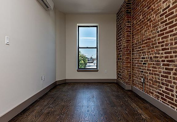4th image of 266 Malcolm X Blvd #7
