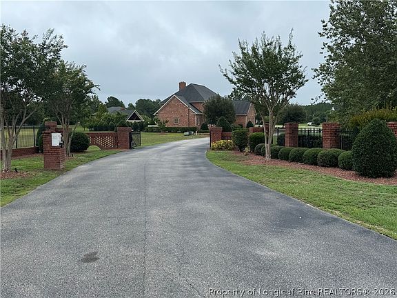 4th image of 4153 Willowgate Dr