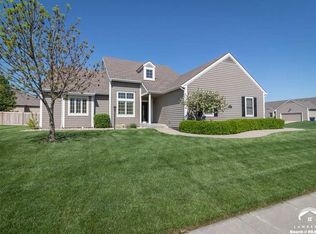 2201 Country Dr, Eudora, KS 66025