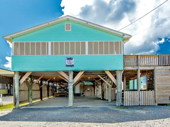 171 Apple Ln, Grand Isle, LA 70358