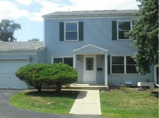 3748 Lakepointe Dr, Northwood, OH 43619
