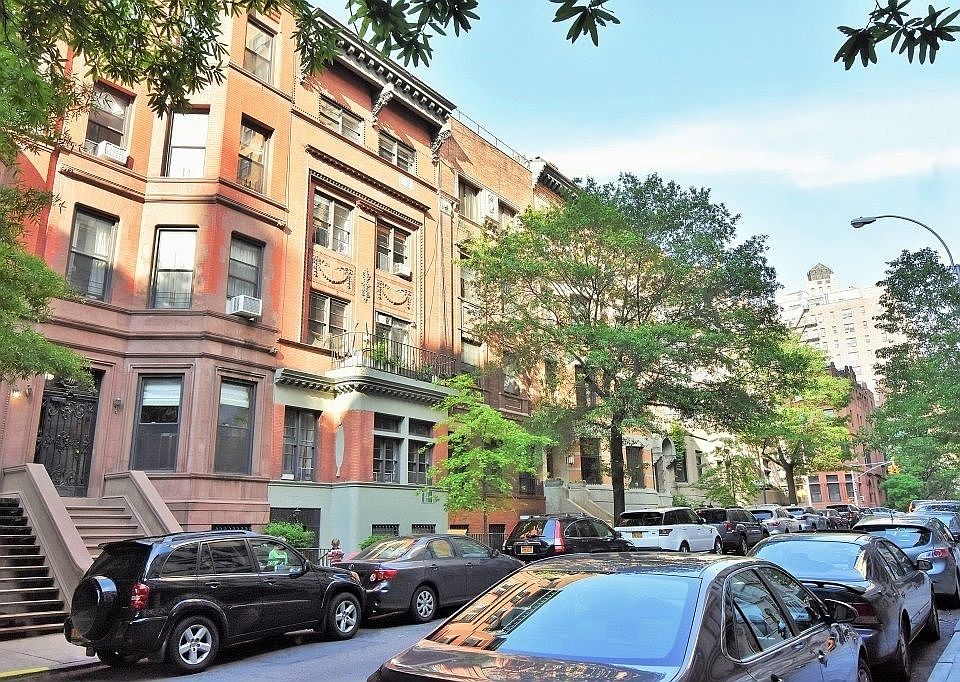 2nd image of 309 W 76th St APT 3B