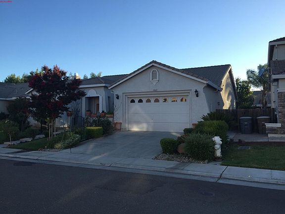 3rd image of 9948 Pianella Way