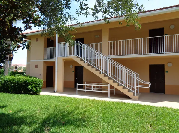 191 SW Palm Dr NW, Pt Saint Lucie, FL