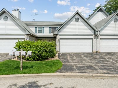 1481 Hazelwood Ct, Gurnee, IL, 60031