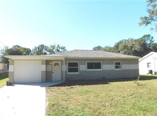 18618 Walker Rd, Lutz, FL 33549