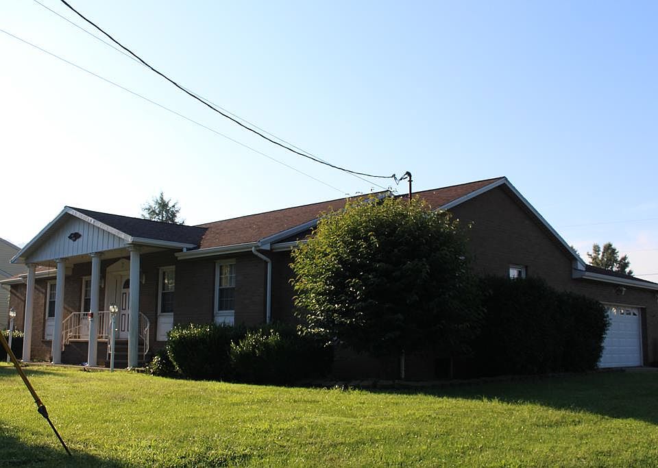 1st image of 7 Neubauer Dr