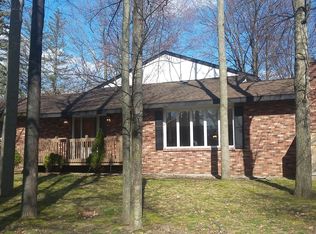 1806 Brookfield Dr, Midland, MI 48642