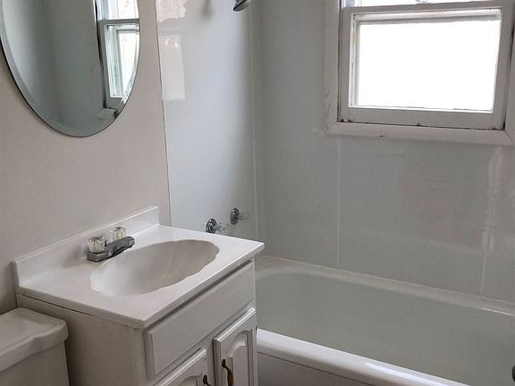 49EF4EC4-E8E9-4015-904C-7E706CDDBEE7