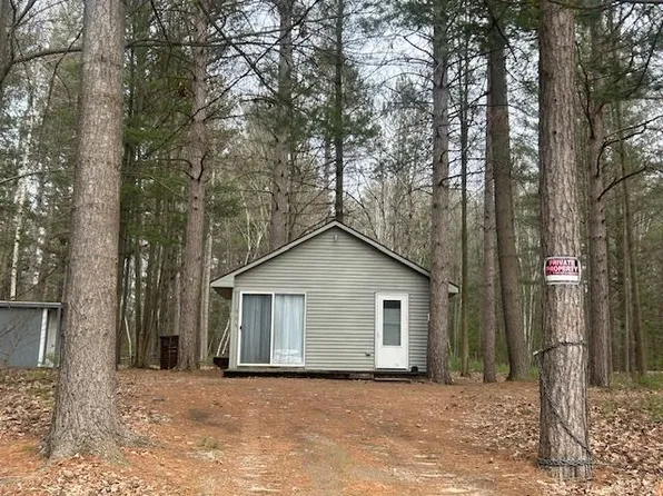 535 Birchwood Ln, Gladwin, MI 48624