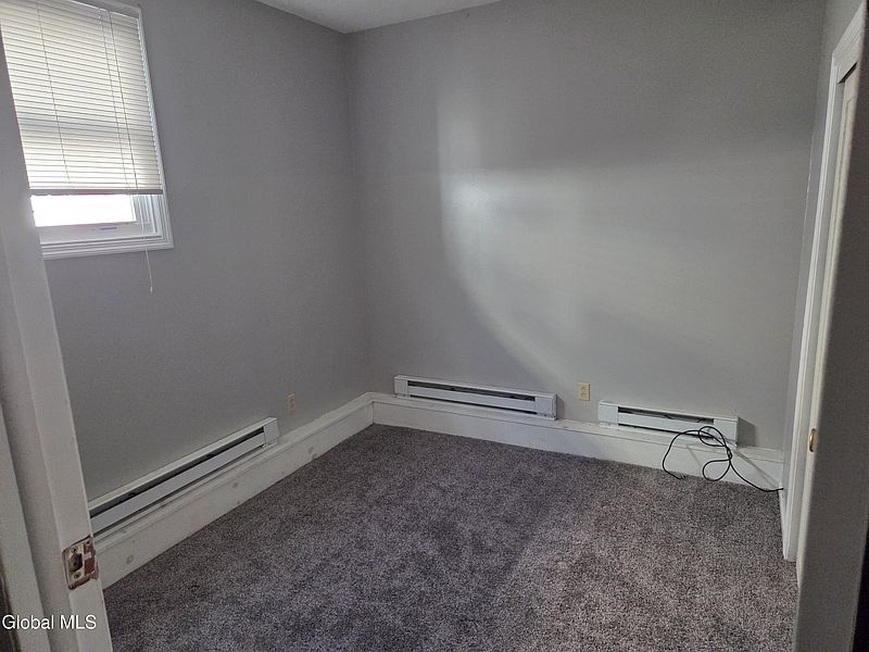 5th image of 9 Penrose Avenue