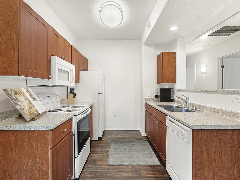 Copper Cove Apartments — Photo 28
