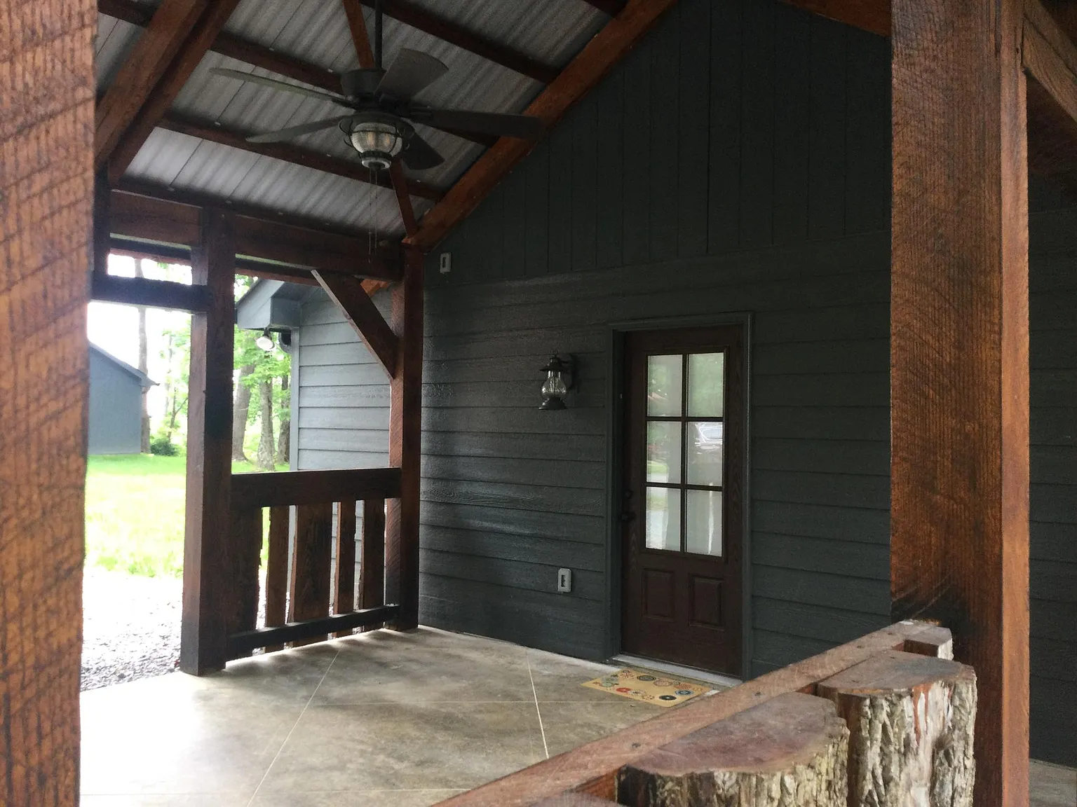 2 bed, 936 sqft, $1,400 — Photo 1