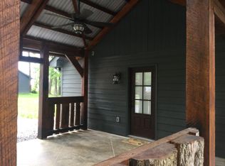 132 Retreat Ln, Smithville, TN 37166