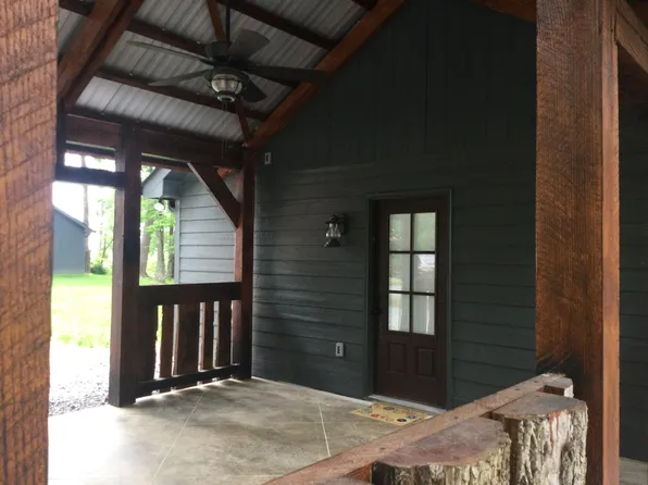 132 Retreat Ln, Smithville, TN 37166