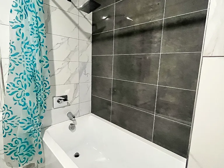 270 Hancock Ave #1 — Photo 10