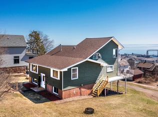 726 W 5th St, Duluth, MN 55806
