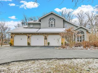 53 W Tam O Shanter Dr, Crete, IL 60417