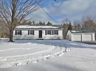 97 Yarmouth Rd, Gray, ME 04039