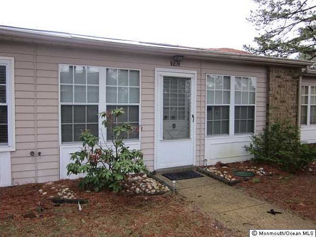 1st image of 77 Cambridge Circle #C