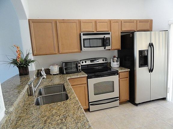 2nd image of 4029 Winding Vine Dr