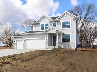1425 NE Poplar Ct, Grimes, IA 50111