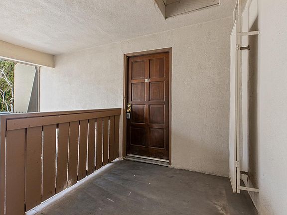 3rd image of 3701 Colonial Dr APT 202