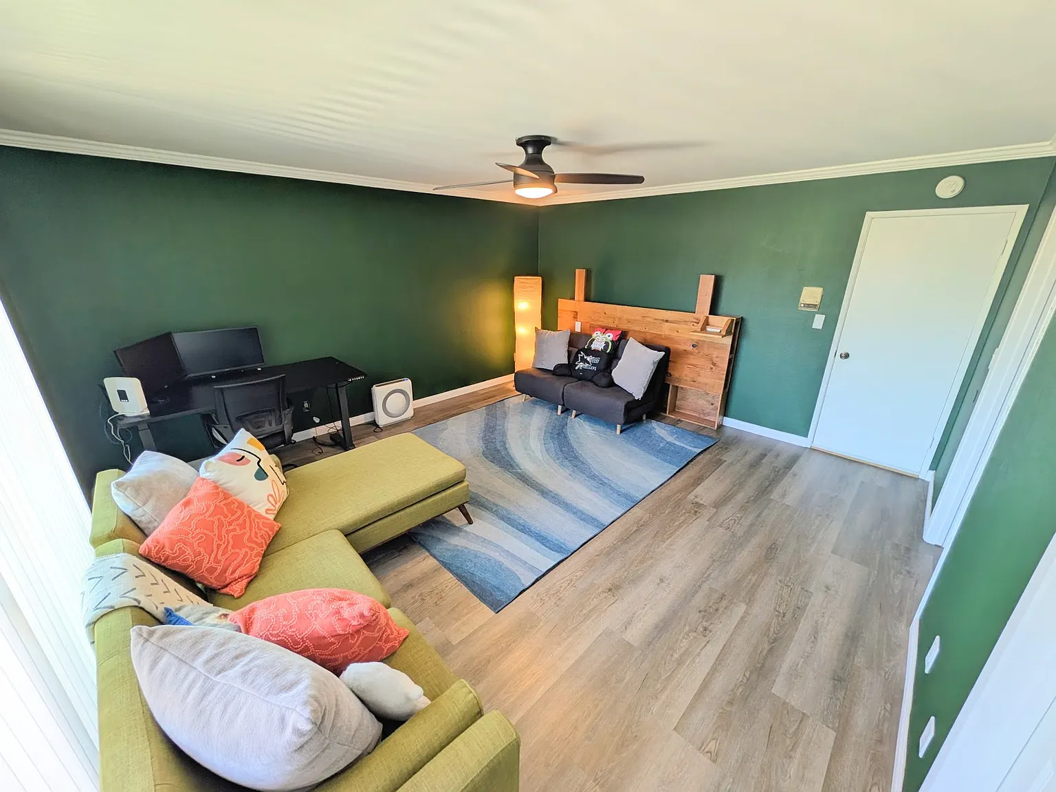 3 bed, 2.5 bath, 1568 sqft, $1,800 — Photo 2