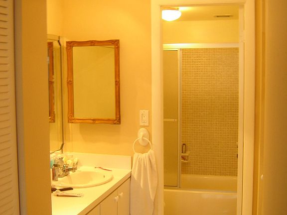3rd image of 16740 NE 9th Ave APT 409