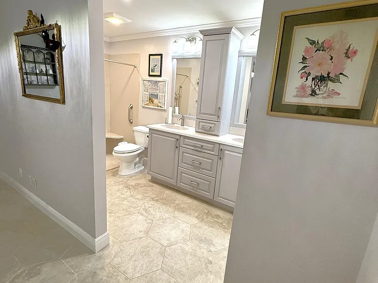 916 Savannas Point Dr #E — Photo 29