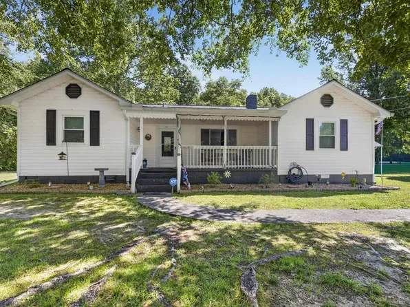 6001 Saks Rd, Anniston, AL 36206